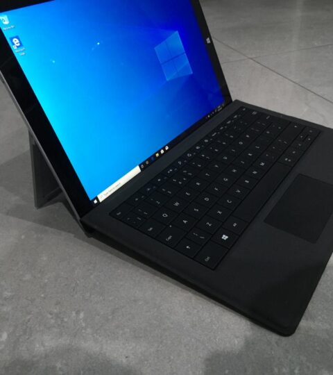 Microsoft Surface Pro 4th Gen I5